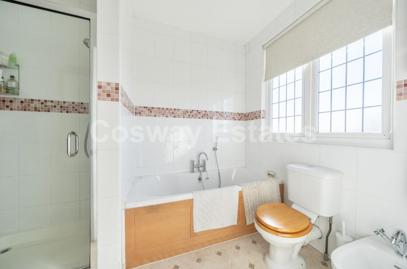 Sunnydale Gardens, Mill Hill, NW7, London